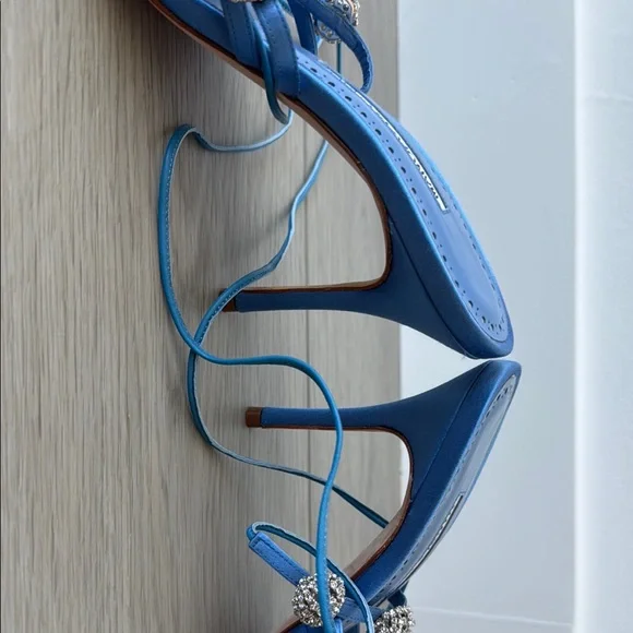 Manolo Blahnik Blue Beaded Sandals - Picture 2 of 3